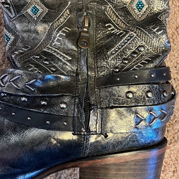 Corral Boots - Picture 5 of 7